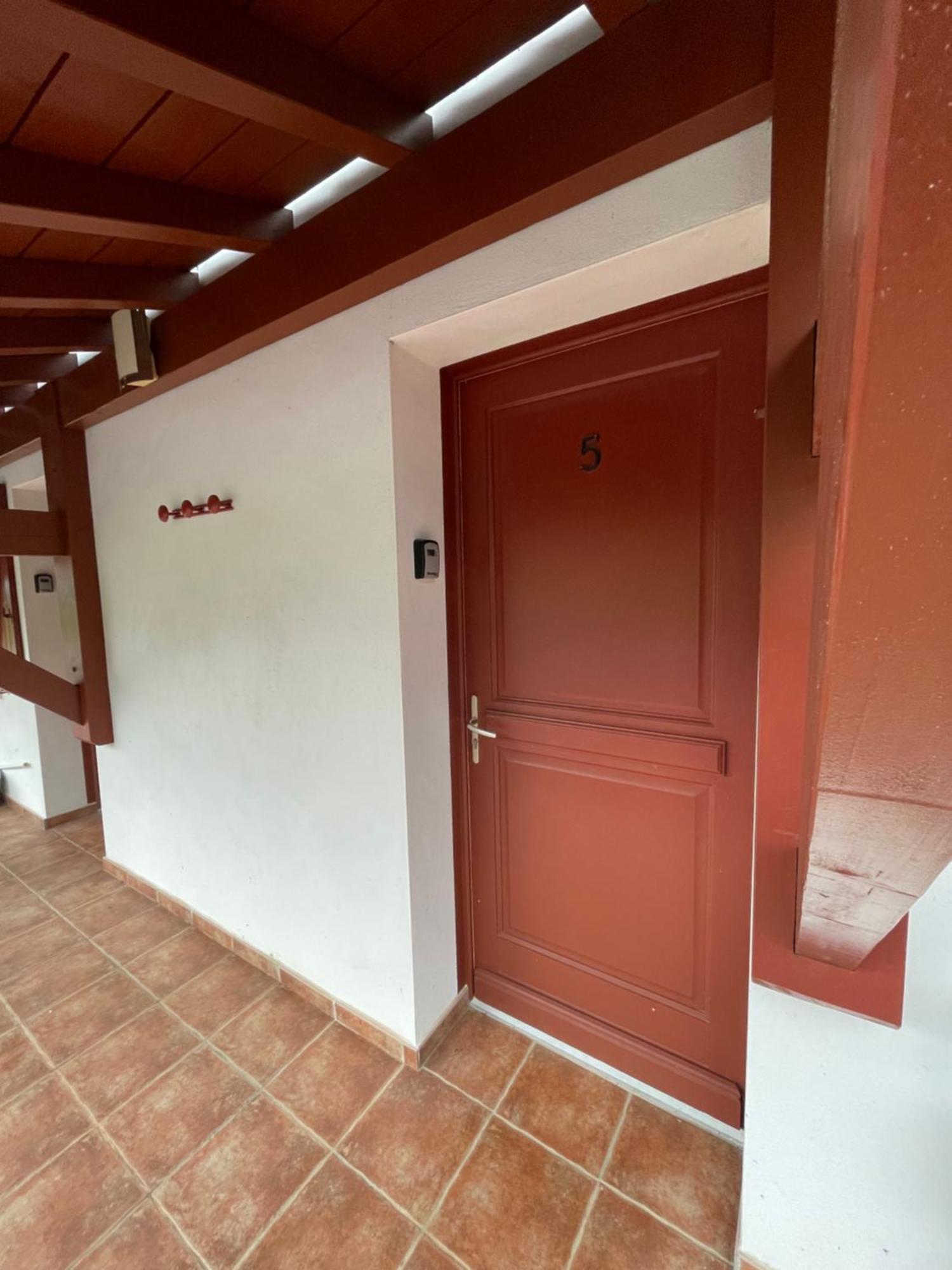 Chambres Zazpiak Saint-Jean-Pied-de-Port Bilik gambar