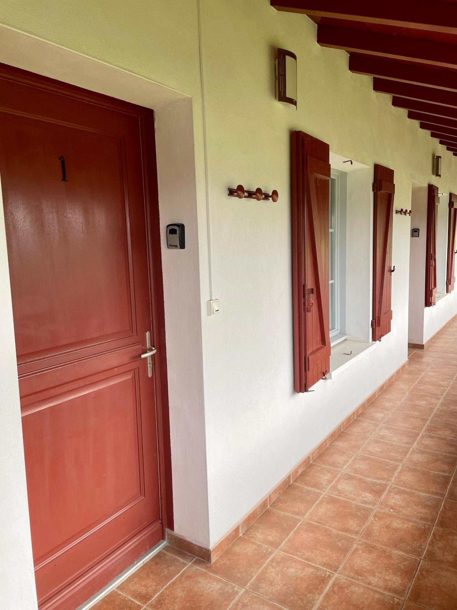 Chambres Zazpiak Saint-Jean-Pied-de-Port Bilik gambar