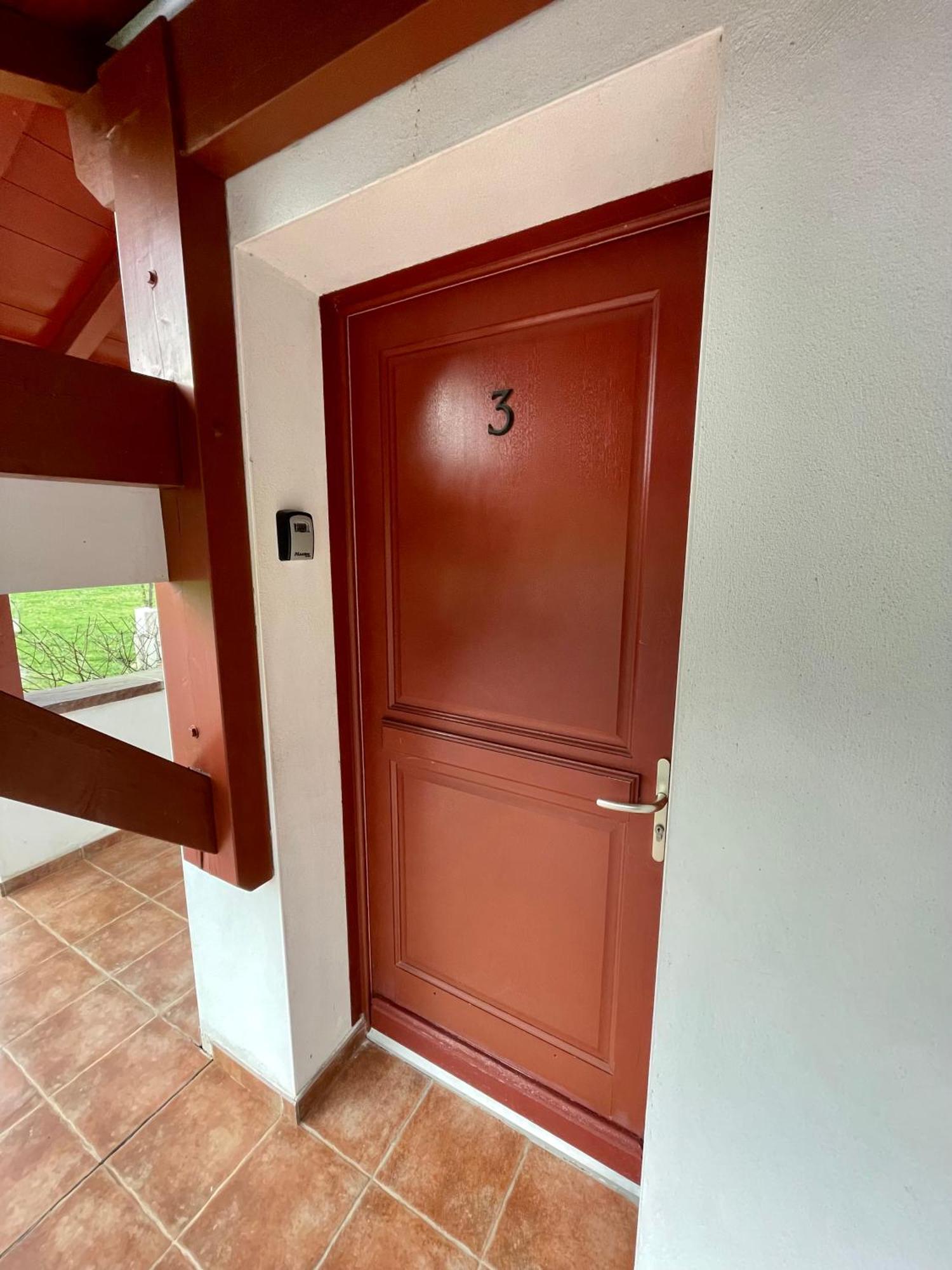 Chambres Zazpiak Saint-Jean-Pied-de-Port Bilik gambar